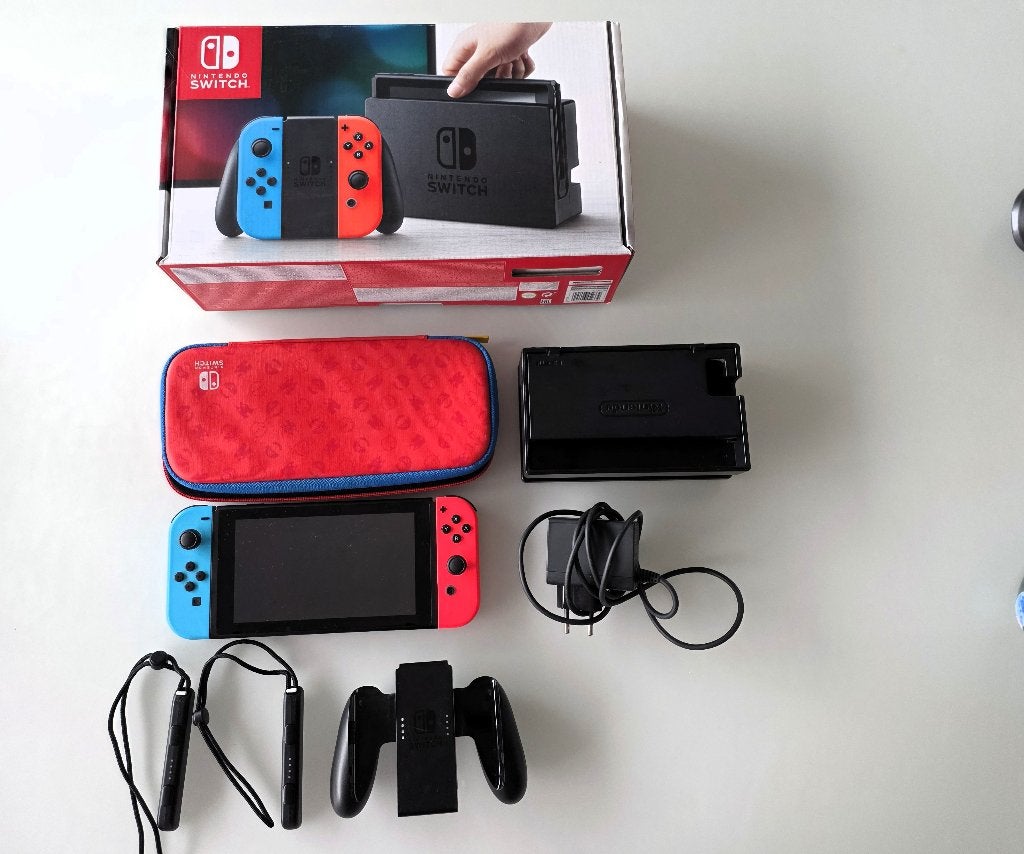 Nintendo Switch console met opbergtas, Games en Spelcomputers, Spelcomputers | Nintendo Switch, Ophalen of Verzenden