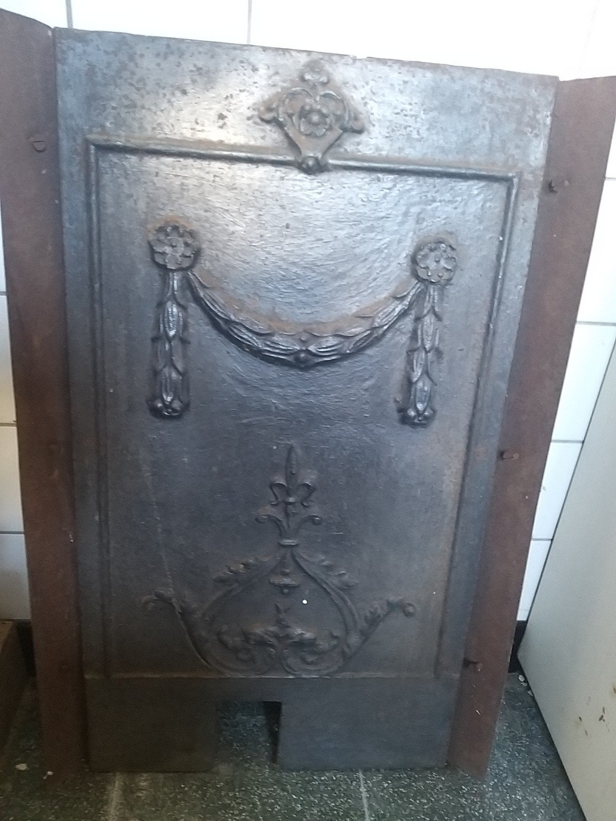 cheminées en fonte, Enlèvement, Utilisé