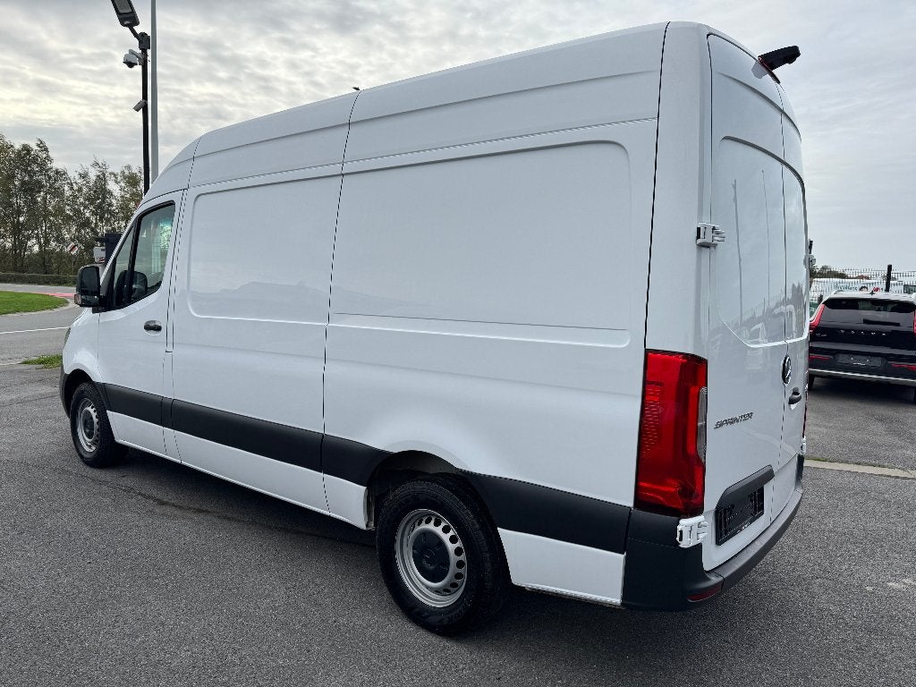 Mercedes Sprinter 317 2.0 cdi L2H2 camera carplay airco, Auto's, Stof, 4 cilinders, Wit, Mercedes-Benz