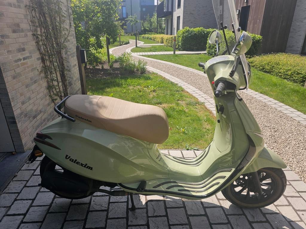 Nouveau scooter décembre 2024, Enlèvement, Comme neuf, Essence