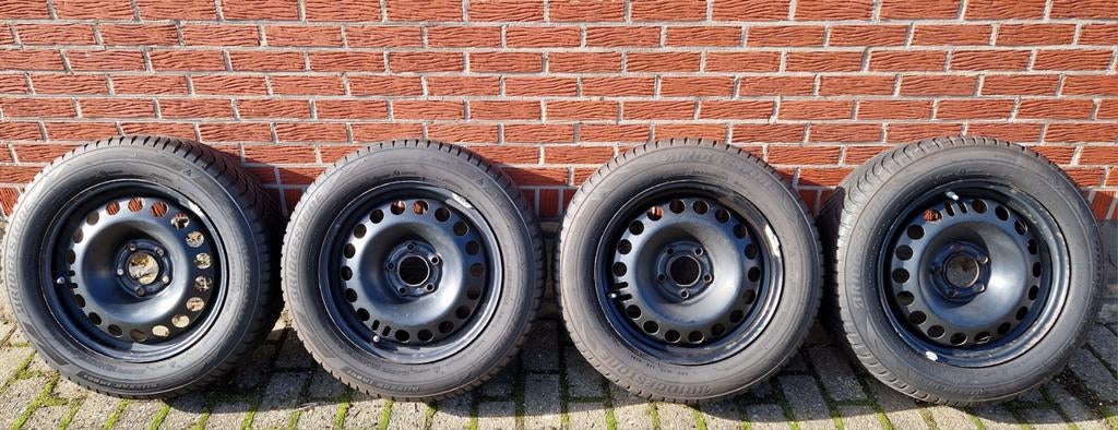 Pneus Bridgestone 205 55 16 avec ou sans jantes GM 5x115 mm, Enlèvement