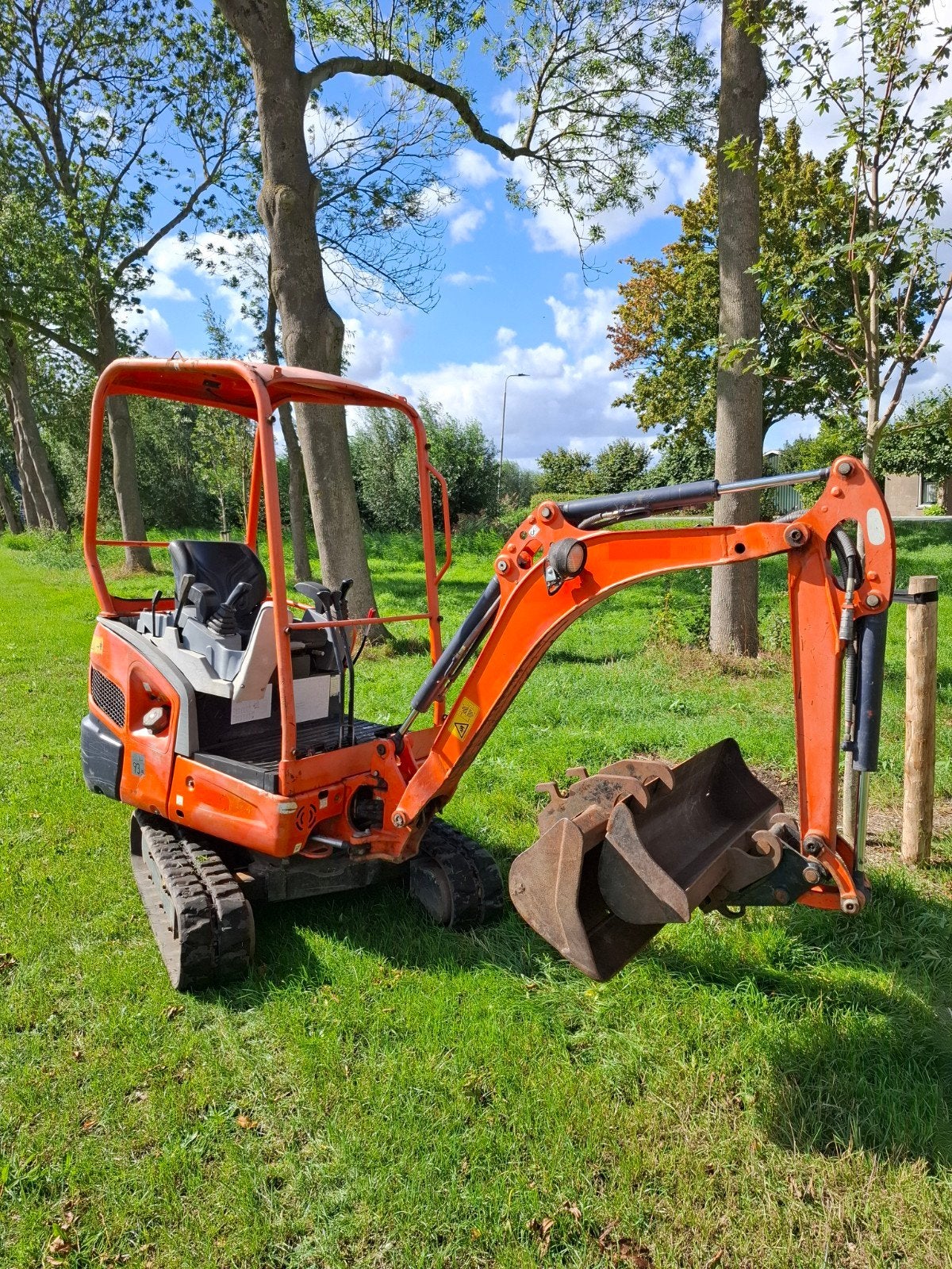 kubota kx 016-4 minigraver, bwjr 2015, 1250uur., Articles professionnels, Enlèvement ou Envoi