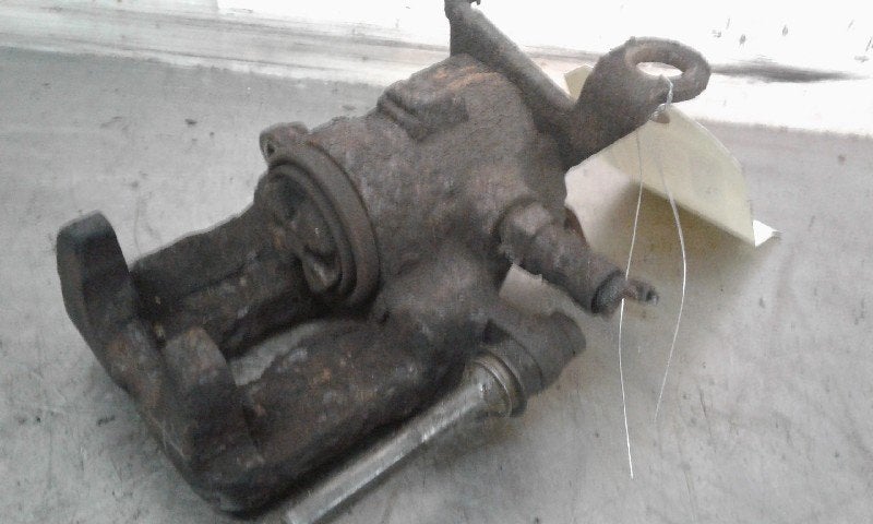 REMKLAUW LINKS ACHTER Focus 1 Wagon (|1478419|R98AX2553AA|), Auto-onderdelen, Gebruikt, Ford