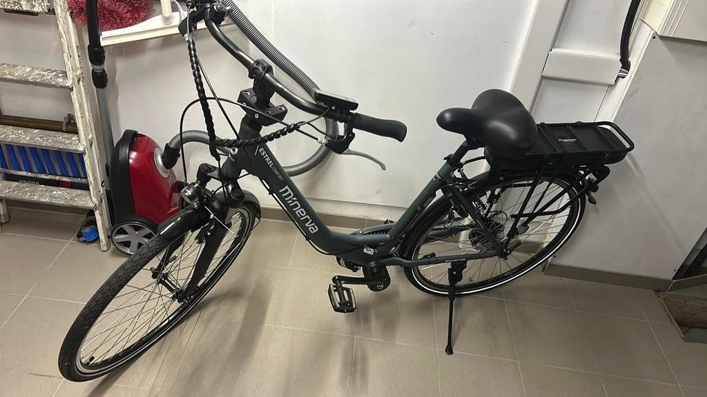 Minerva Damesfiets als nieuw 250 km, Enlèvement, Comme neuf