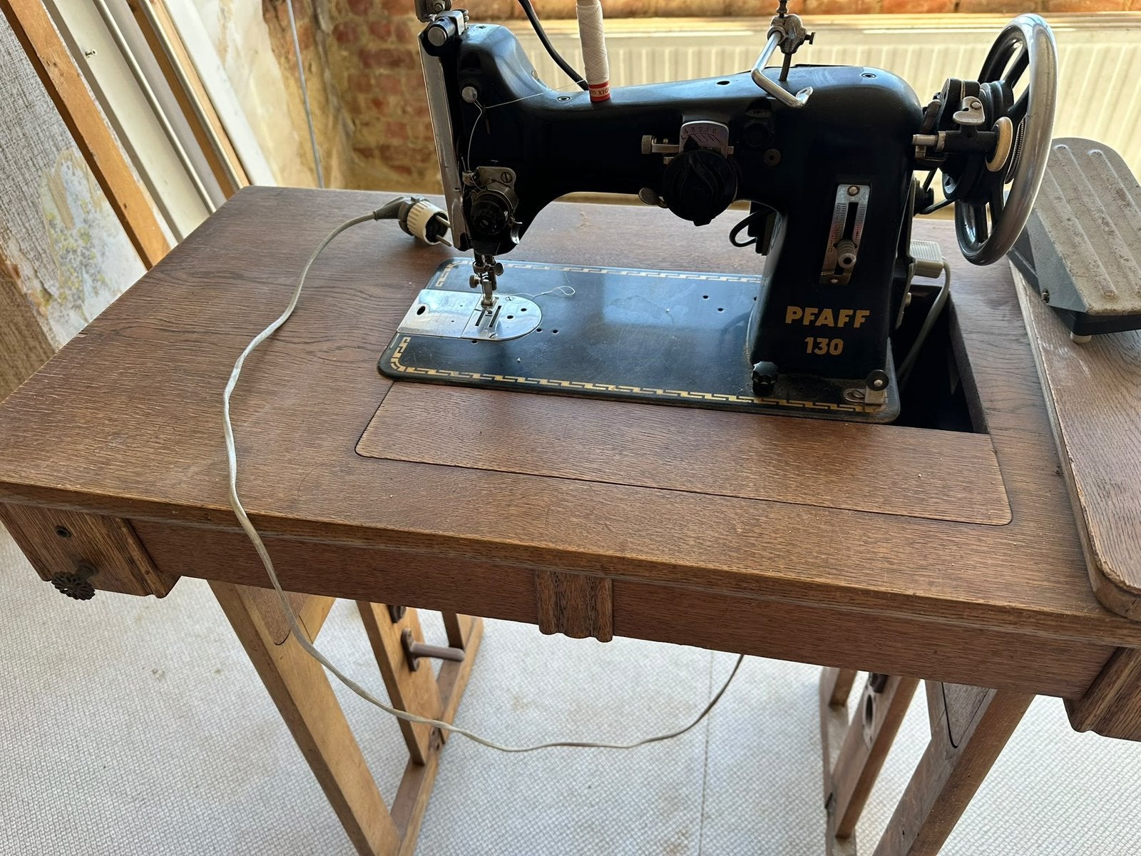 Pfaff 130 - vintage naaimachine, Antiek en Kunst, Ophalen