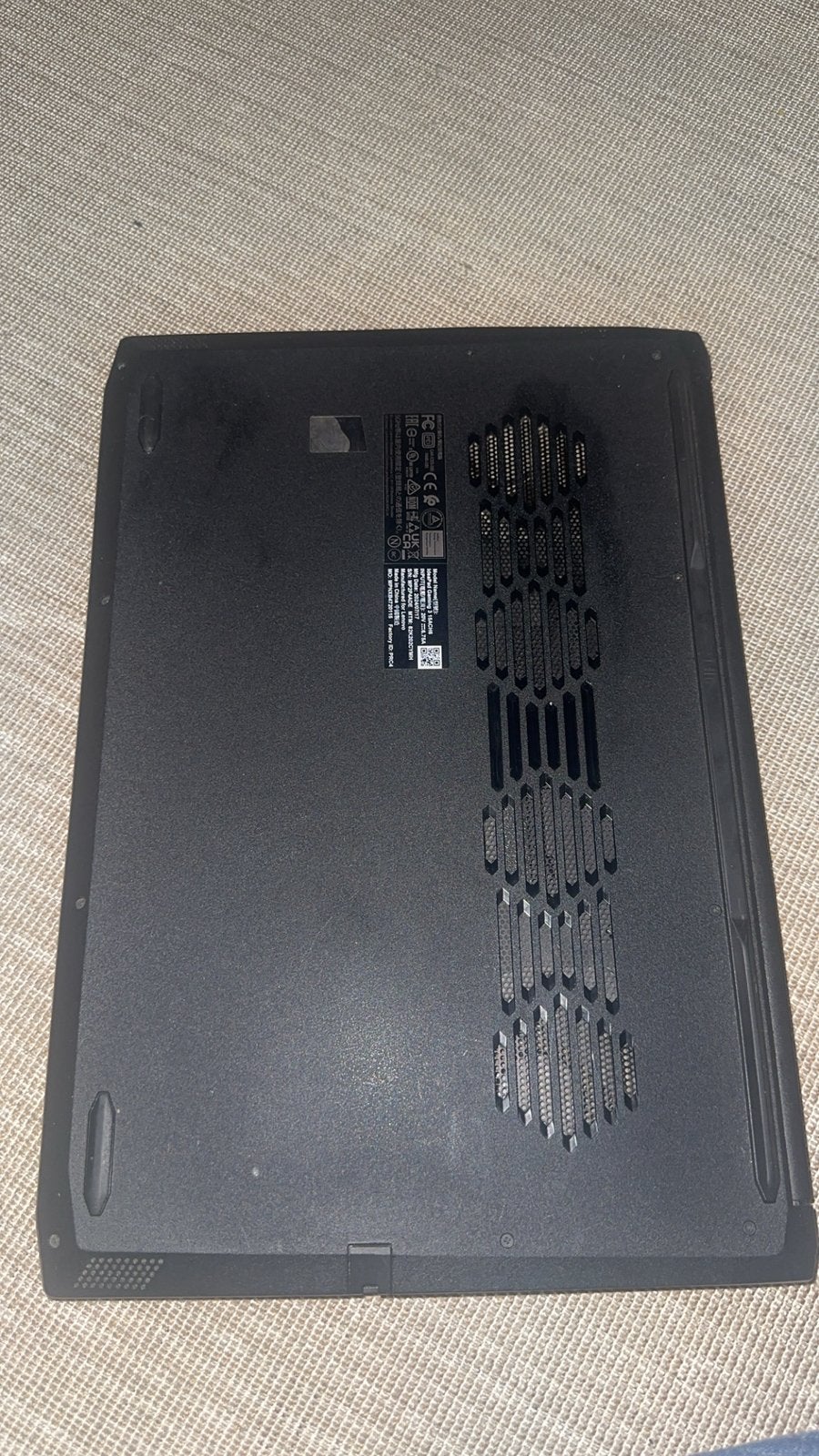 Gaming laptop lenovo, Computers en Software, Laptopstandaarden, Ophalen, Zo goed als nieuw