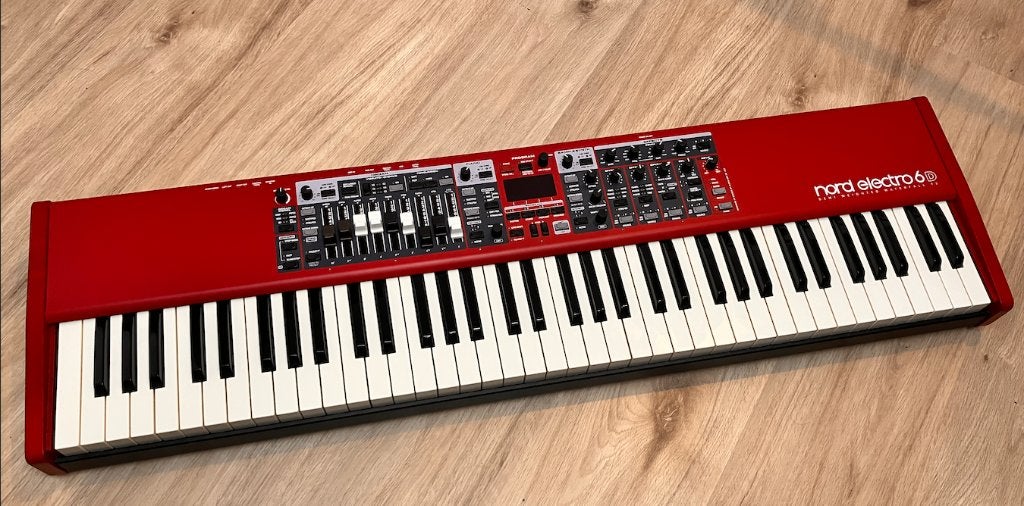 Nord Electro 6D in perfecte staat, Muziek en Instrumenten, Keyboards, Zo goed als nieuw, Aanslaggevoelig, 76 toetsen, Ophalen