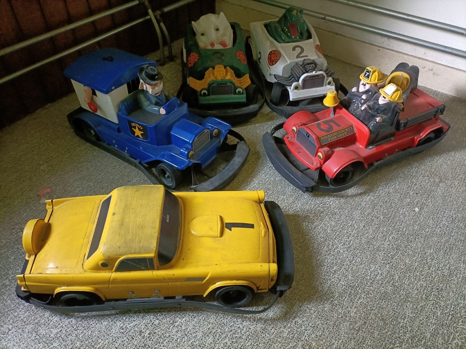 Unieke vondst: 5 Vintage Tornado Amusements-RC Auto’s (Ex-Sp, Ophalen