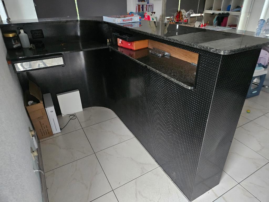 Bar, toog, Ophalen, Zo goed als nieuw
