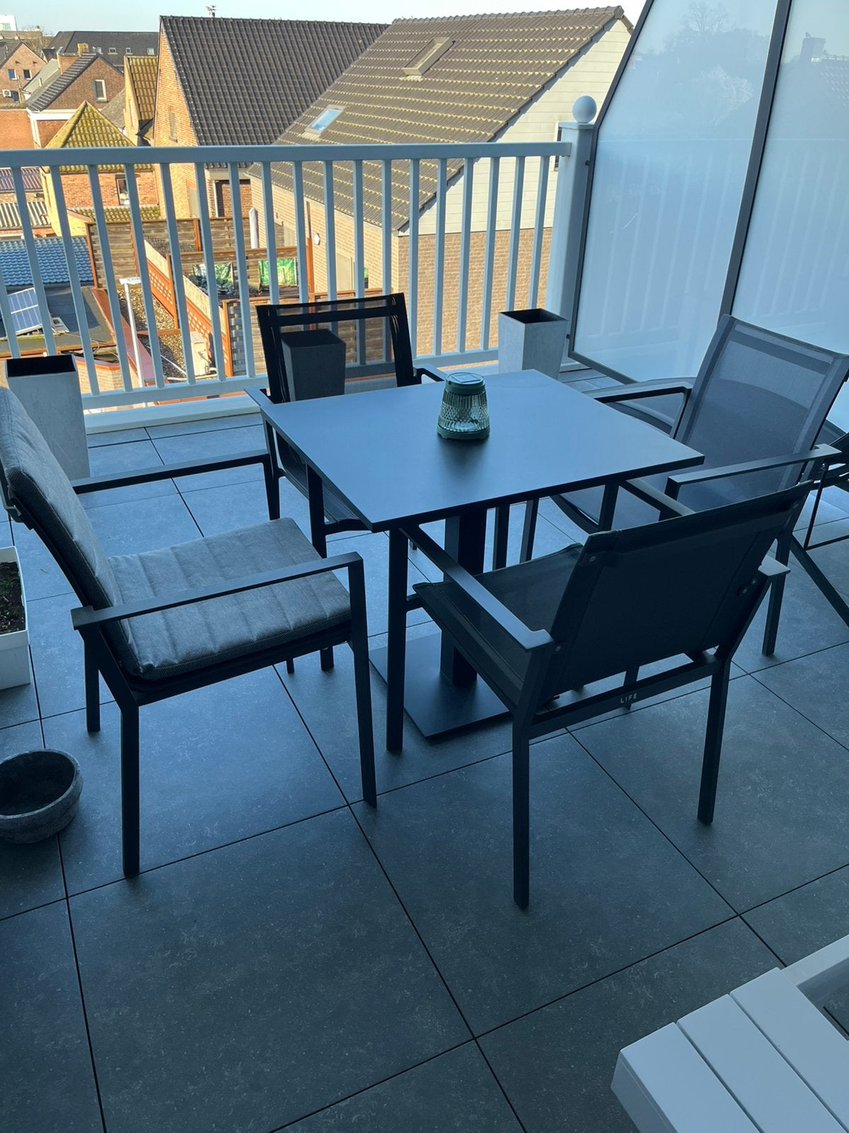Mooie tuintafel met stoelen, Ophalen, 4 zitplaatsen, Aluminium, Zo goed als nieuw