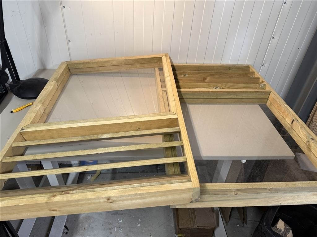 twee stuks Stalraam met plexiglas en ventilatie gaten, Ophalen of Verzenden, Nieuw