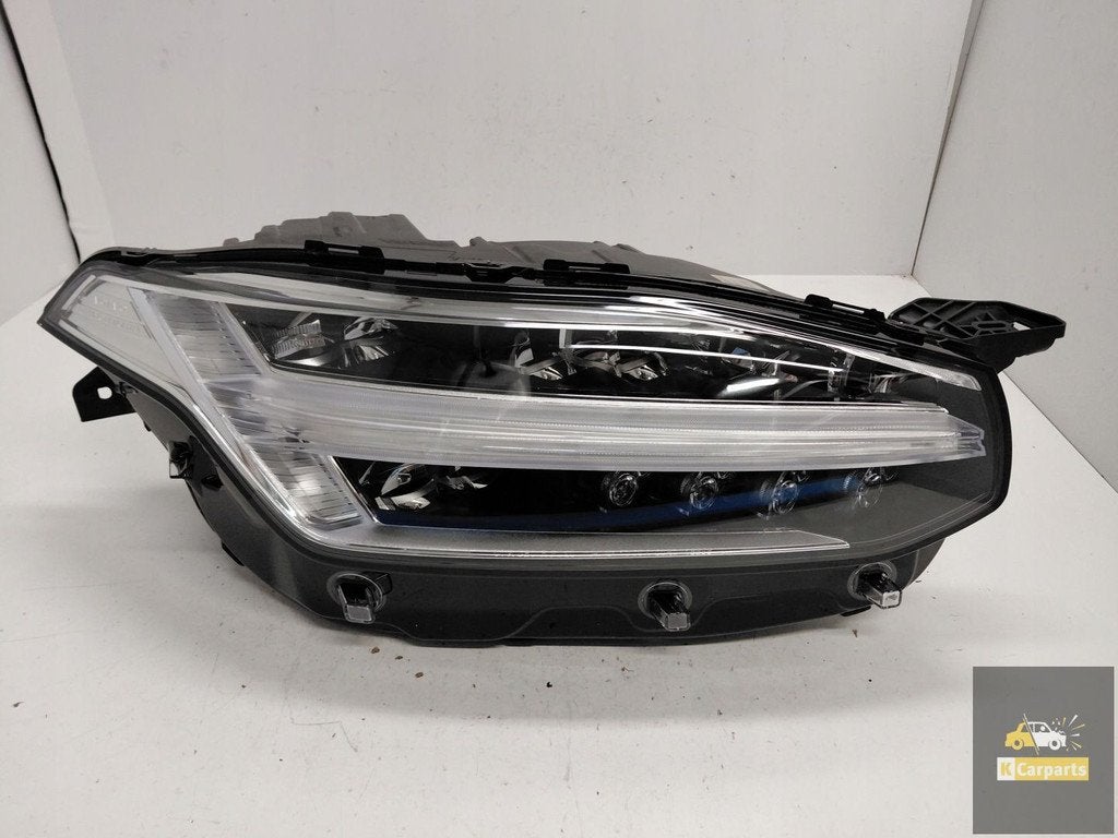 32342483, Volvo XC90 II Lift Full Led 2 Modules rechterlamp, Gebruikt, Gunnar Engellaus vag 8
405 31  Gothenburg, SE, Info@volvocars.com