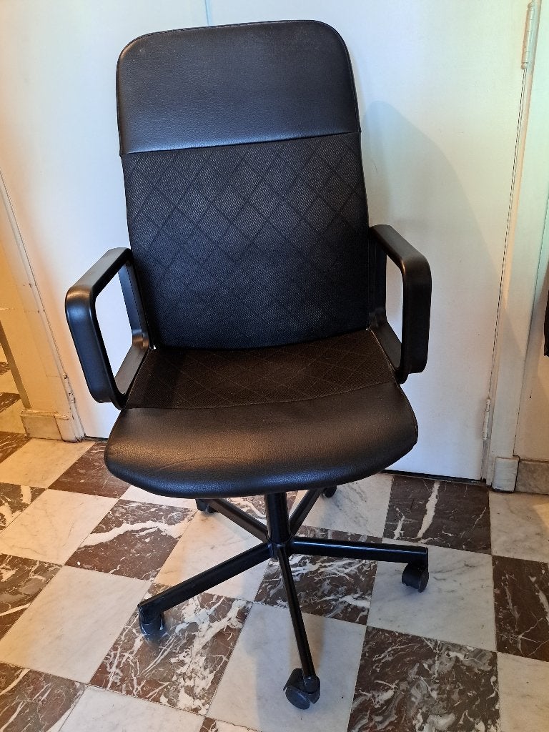 bureaustoel Ikea Renberget 604.935.46, Ophalen, Gebruikt, Zwart, Bureaustoel