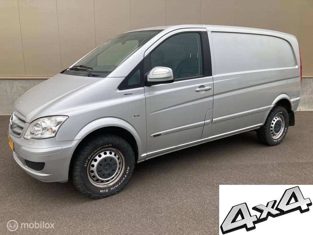 Mercedes Vito 111 CDI 4WD AUTOMAAT AIRCO LEES ADVERTENTIE !, Autos, Cuir, Argent ou Gris, 4 portes, 2 places