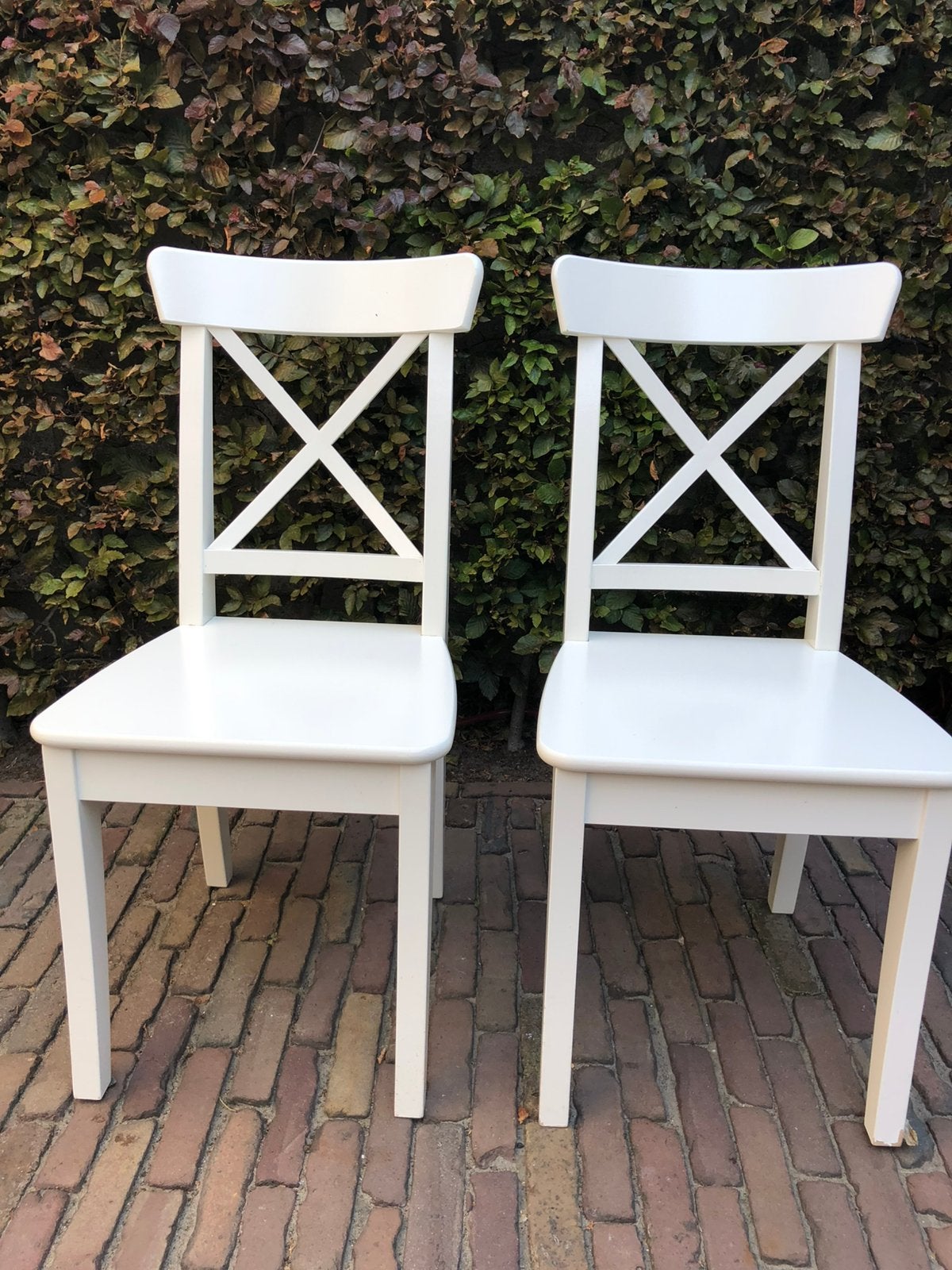 Witte houten stoelen van ikea, Huis en Inrichting, Stoelen, Ophalen, Twee, Wit, Zo goed als nieuw