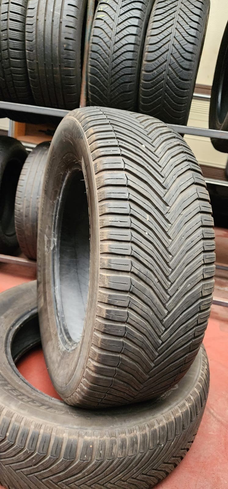 255/60R18 MICHELIN TOP QUALITÉ AVEC MONTAGE ET ÉQUILIBRAGE, Enlèvement, Utilisé