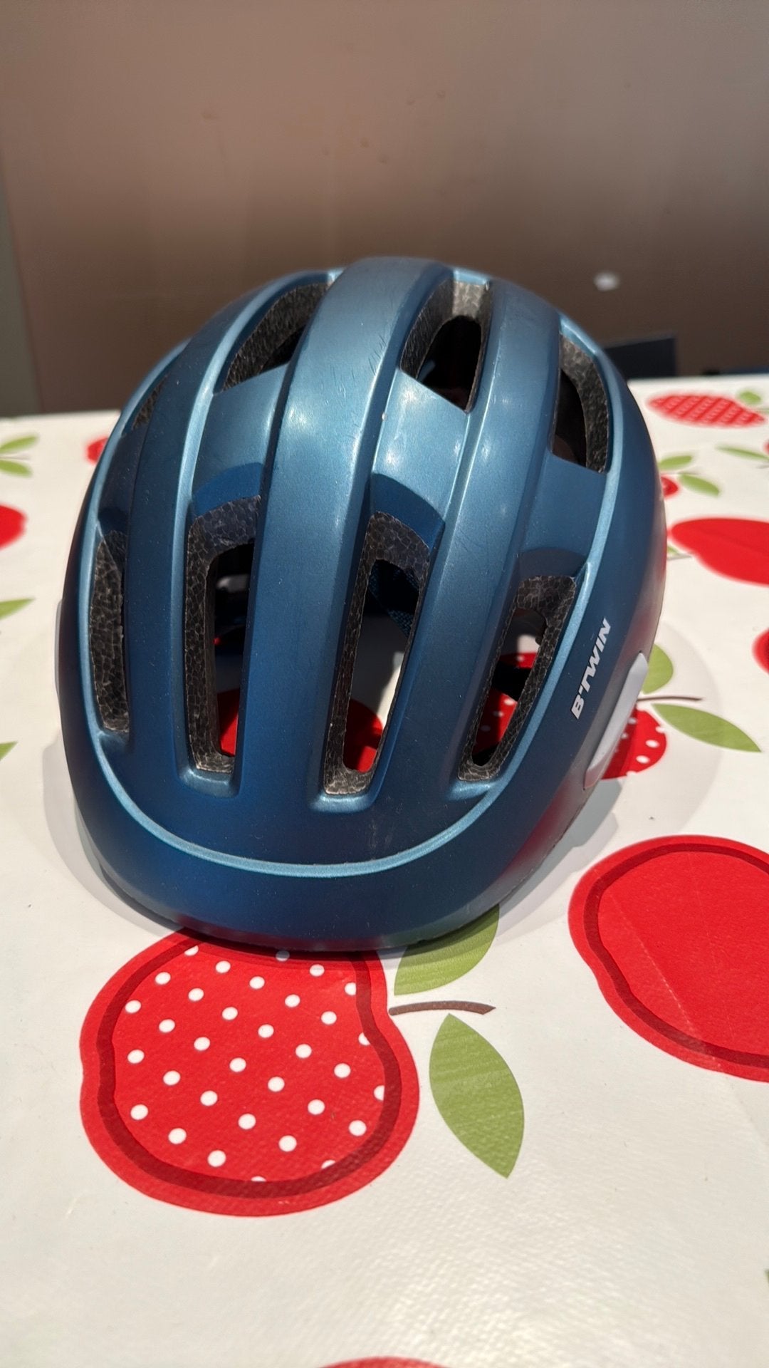 Fietshelm B’twin 56-61cm 260gr blauw, Fietsen en Brommers, Fietsaccessoires | Fietshelmen, Ophalen of Verzenden, Zo goed als nieuw