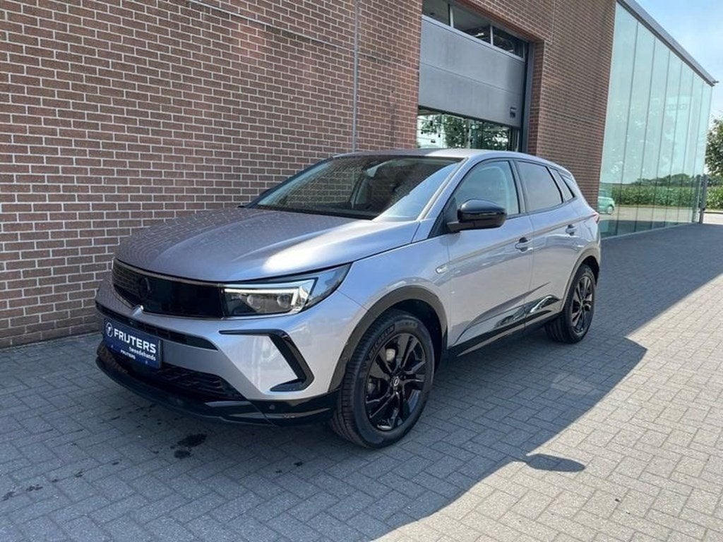 Opel Grandland Turbo Start/Stop GS, https://public.car-pass.be/vhr/be06dbda-adef-425b-89a8-502aa82e6cd1, 130 pk, 5 deurs, SUV of Terreinwagen