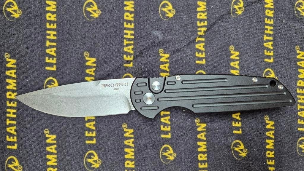 Protech TR3 Canife Neuf Autom., Envoi
