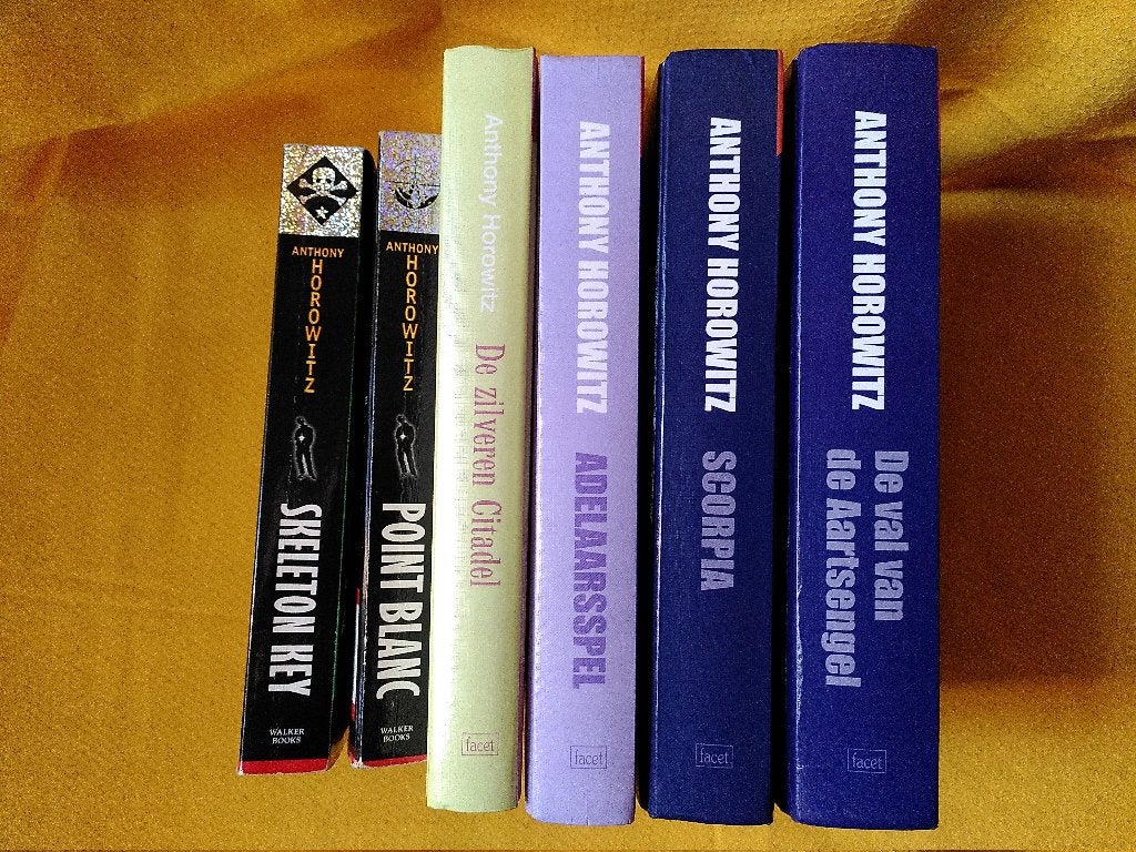 Boeken Anthony Horowitz (Engels / Nederlands), Boeken, Ophalen of Verzenden, Gelezen, Anthony Horowitz, Fictie