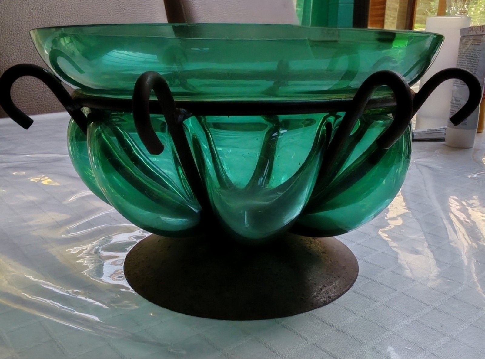 Glazen mand met metalen standaard, Antiek en Kunst, Ophalen