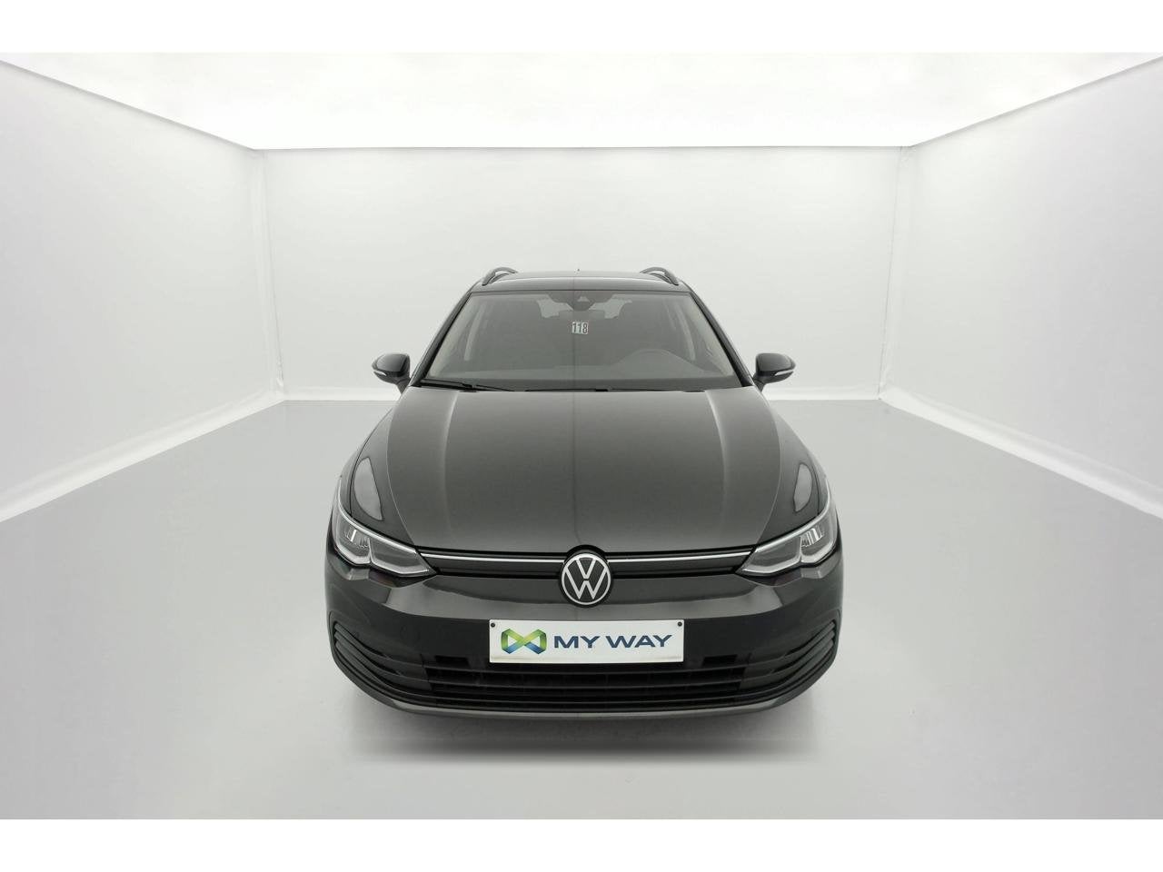 Volkswagen Golf VIII SW Golf Wagon Life 1.0 l TSI GPF 81 kW, Achat, Boîte manuelle, https://public.car-pass.be/vhr/dc1f5574-edeb-49b1-8b74-e869014fdb92