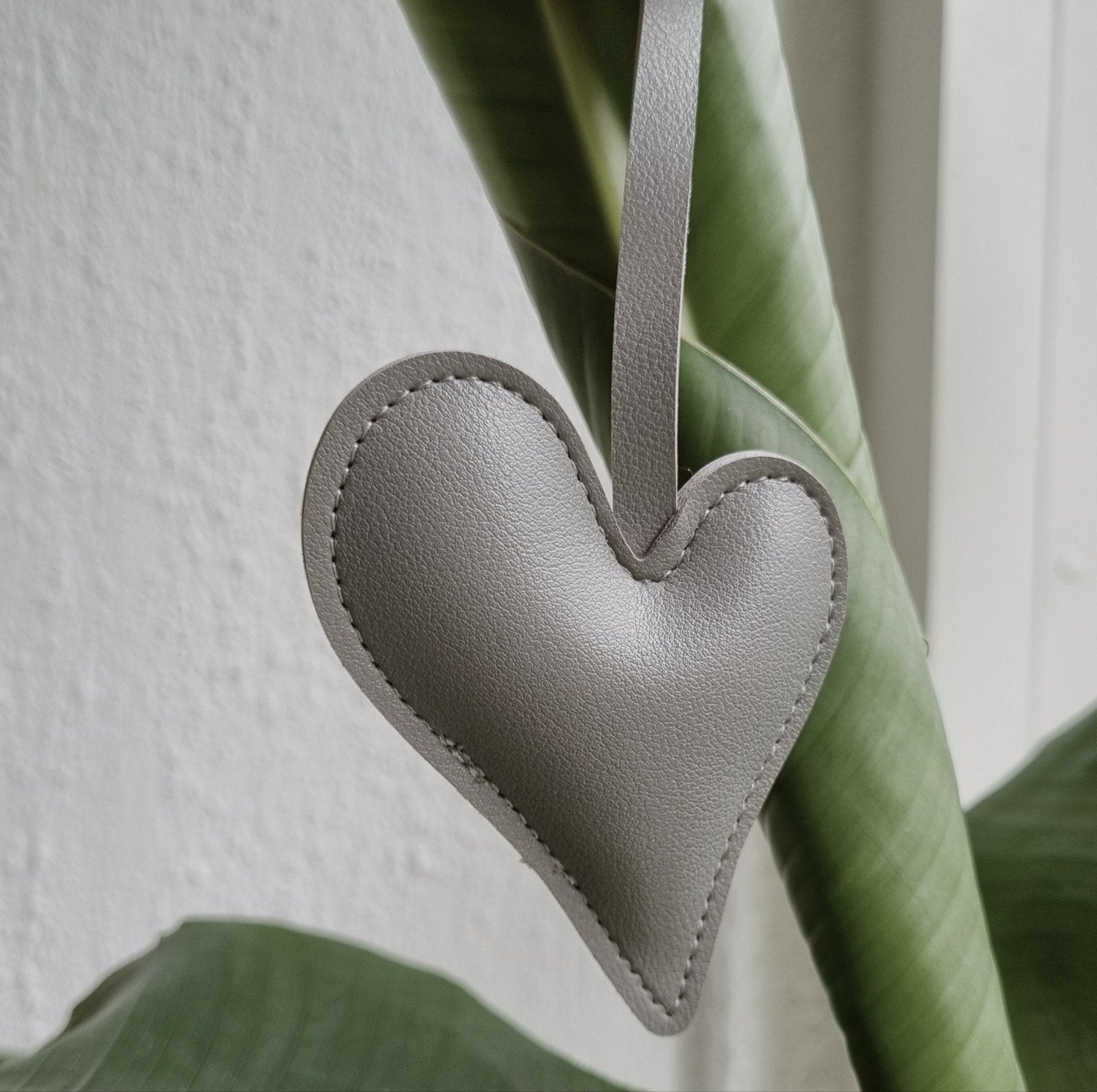 Tashanger hart hanger sleutelhanger hartje bagcharm nepleer, Verzenden, Nieuw