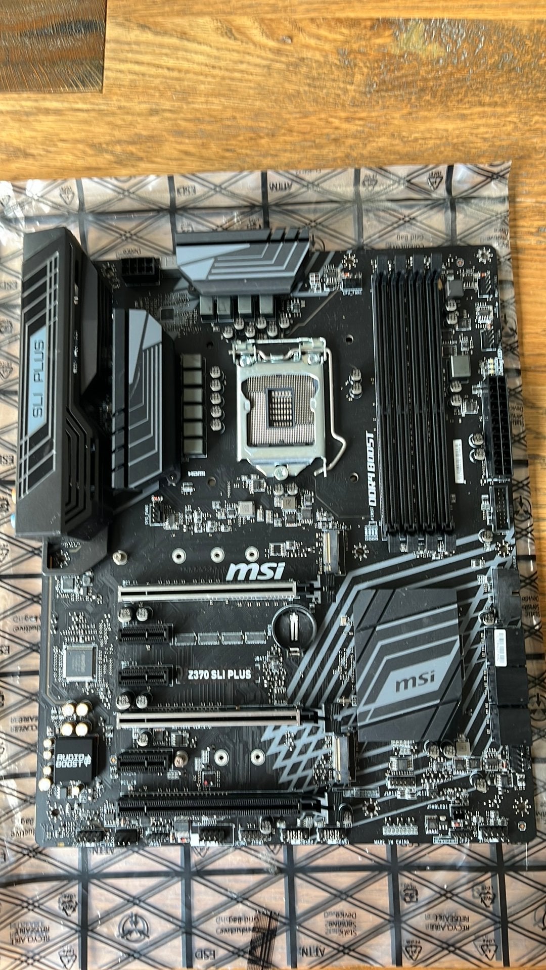 MSI Z370 SLI PLUS, Ophalen of Verzenden, Zo goed als nieuw