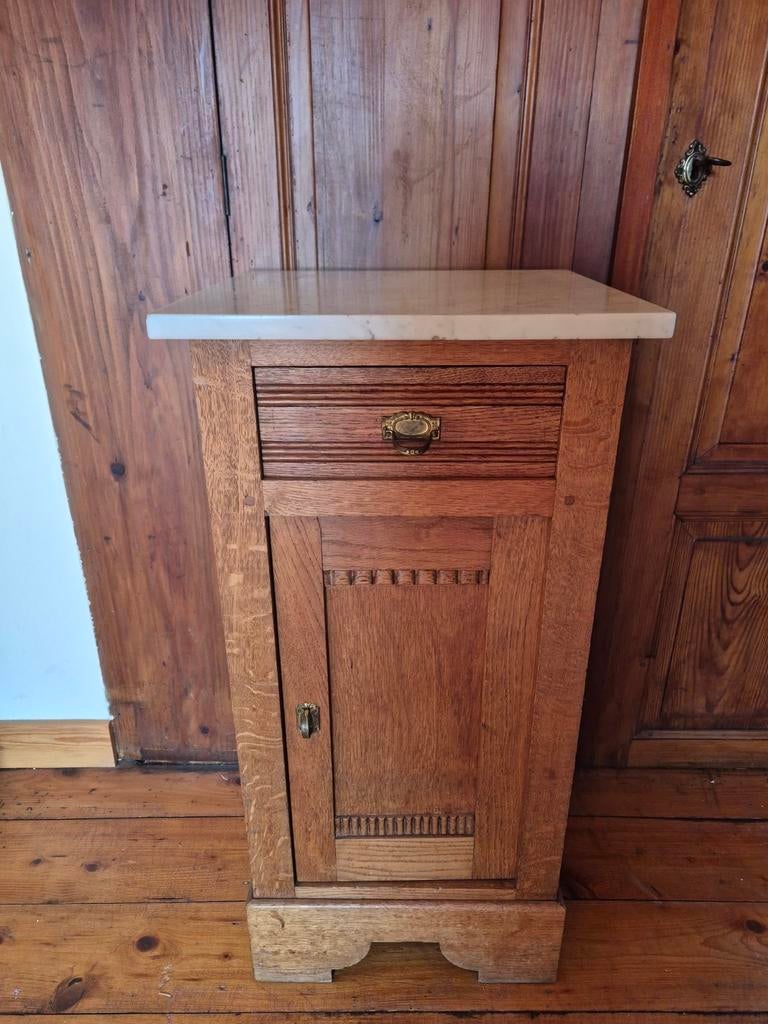 Présentoir vintage avec plateau en marbre, 70 cm ou plus, Moins de 45 cm, Enlèvement, Utilisé