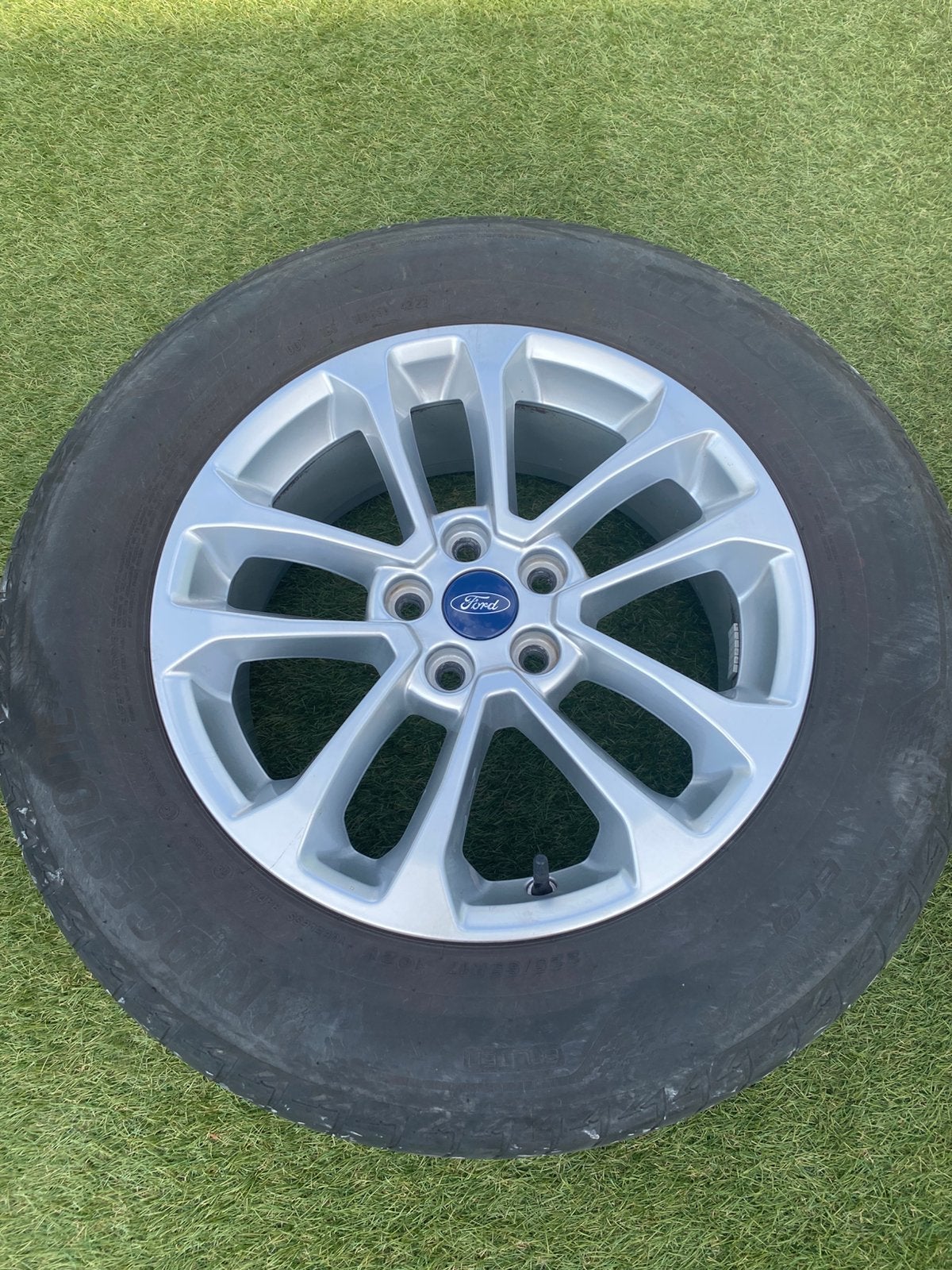 4 Velgen Ford Kuga 2023 in goede staat, Ophalen, Gebruikt, Banden en Velgen, 17 inch