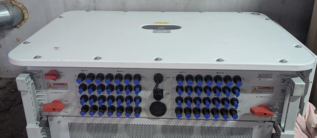 Huawei SUN2000-330KTL-H1, Doe-het-zelf en Bouw, Ophalen of Verzenden, Zo goed als nieuw
