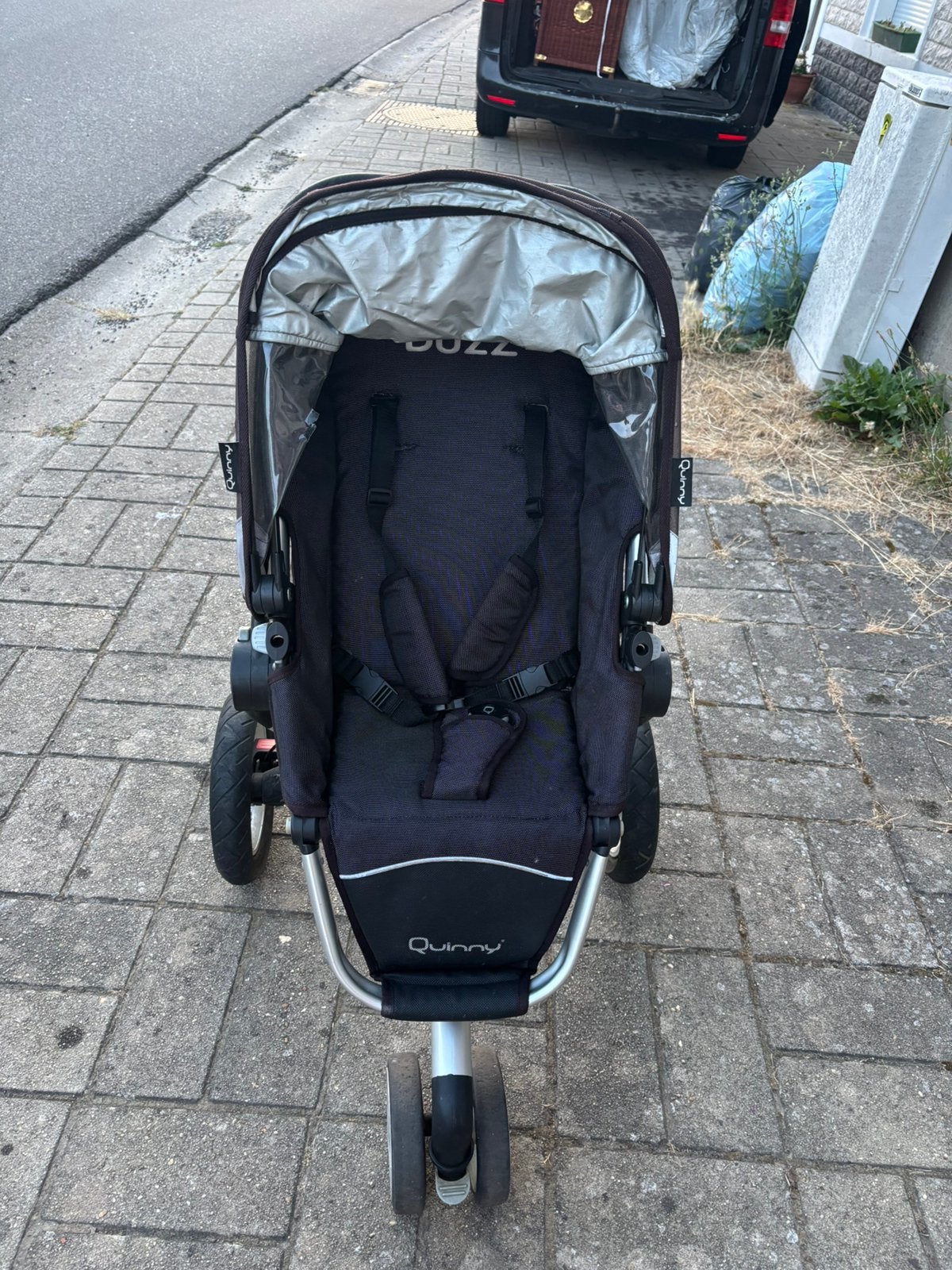 Buggy ( poussette ), Enlèvement, Comme neuf