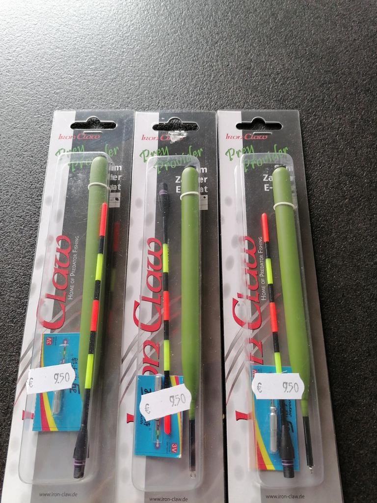 3 licht dobbers met pilletjes. NIEUW, Watersport en Boten, Ophalen of Verzenden, Nieuw