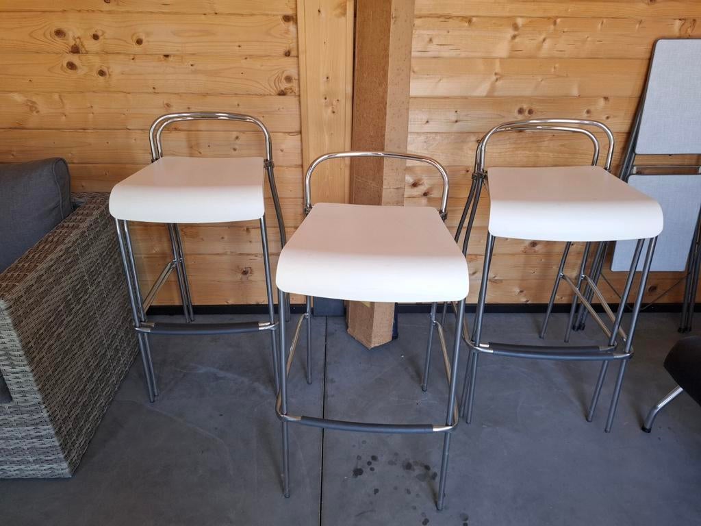 5 x barkruk . ijzerwerk heeft schoonmaakbeurt nodig, Huis en Inrichting, Barkrukken, Ophalen
