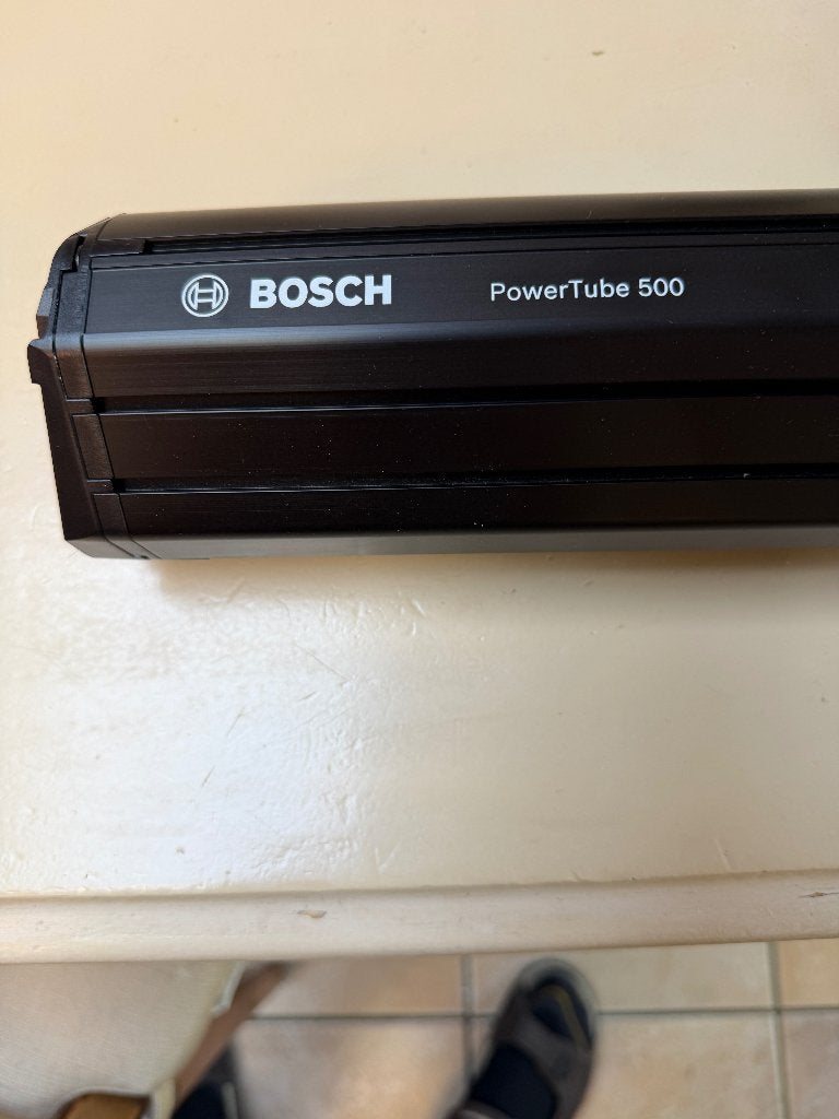 fiets accu BOSH POWER TUBE 500 MET  NIEWE LADER, Ophalen, Zo goed als nieuw