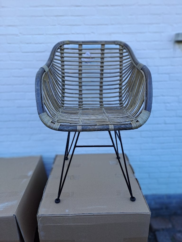 rotan stoelen + schommelstoelen  ( NIEUW ), Ophalen, Nieuw