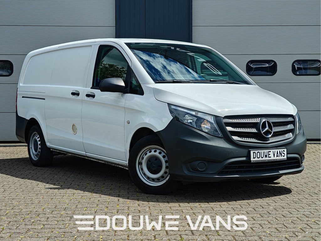 Mercedes-Benz Vito 110 L2 Wurth Inrichting Airco DAB Camera, Auto's, Voorwielaandrijving, Stof, Gebruikt, 4 cilinders