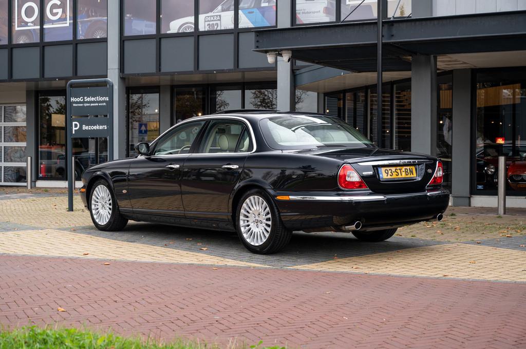 Jaguar XJ 4.2 (X350) Super V8 (bj 2006, automaat), Auto's, Jaguar, Automaat, 4 deurs, Gebruikt, Blauw
