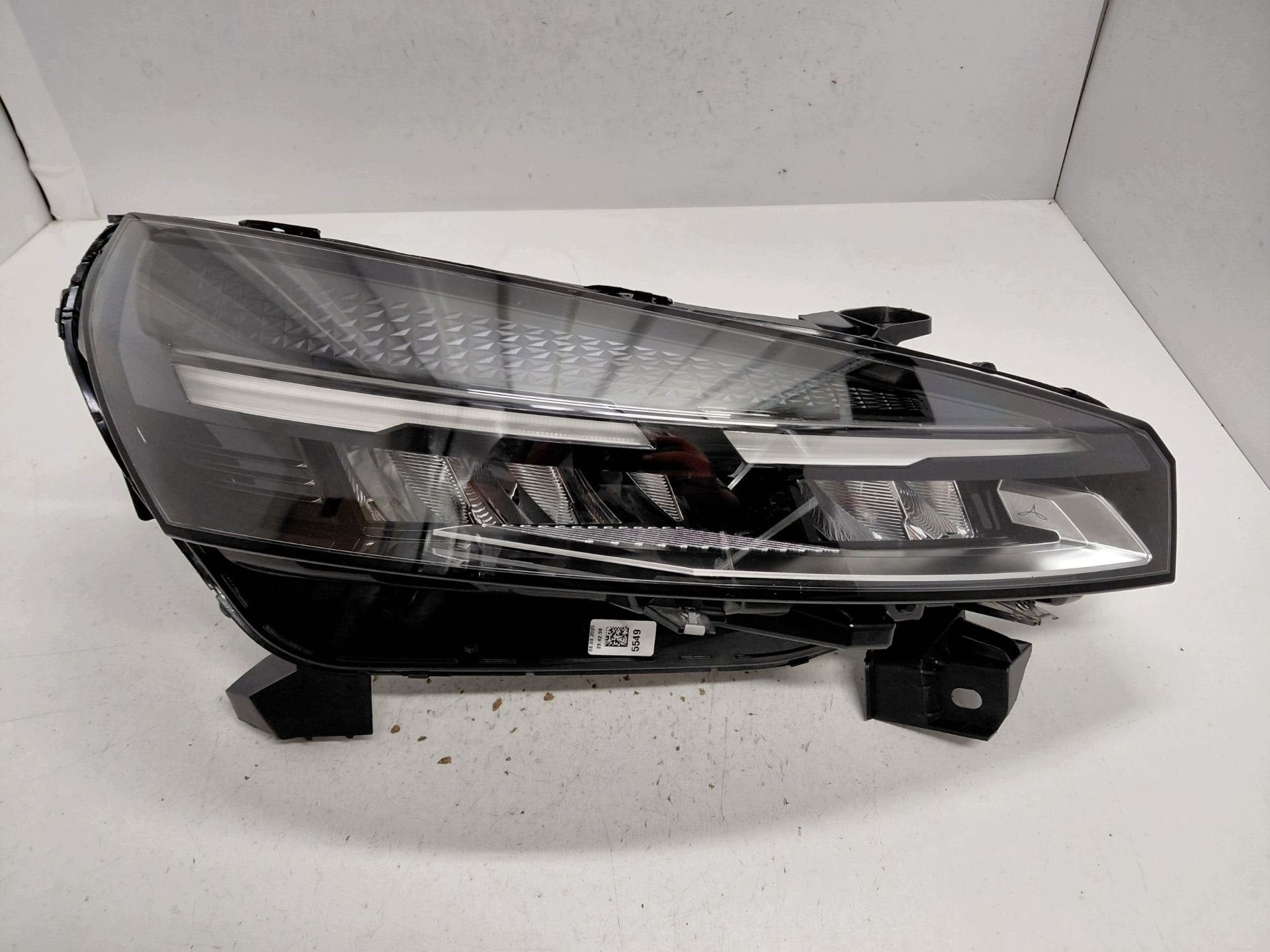 Phare avant droit pour Renault Clio V Lift 260103507R, Renault Group, Contact.group@renault.com, Renault, Utilisé