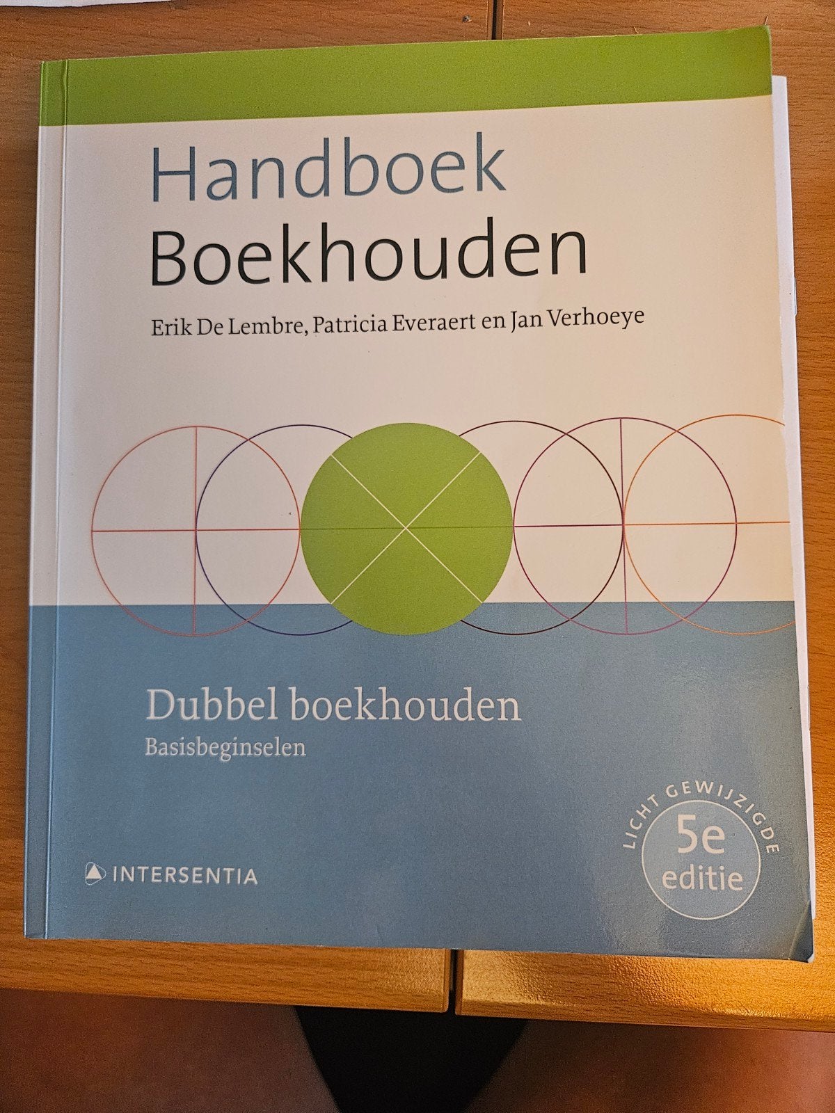 Handboek Boekhouden - Dubbel boekhouden (vijfde editie), Boeken, Ophalen of Verzenden, Erik De Lembre; Patricia Everaert