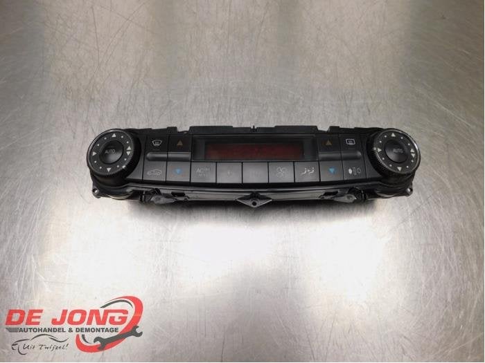 Panneau de commandes chauffage d'un Mercedes E-Klasse, 3 mois de garantie, Utilisé, -, -