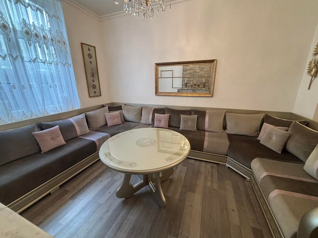 Marokkaanse woonkamer in zeer goede staat, tafel aangeboden, Huis en Inrichting, Ophalen of Verzenden, Gebruikt