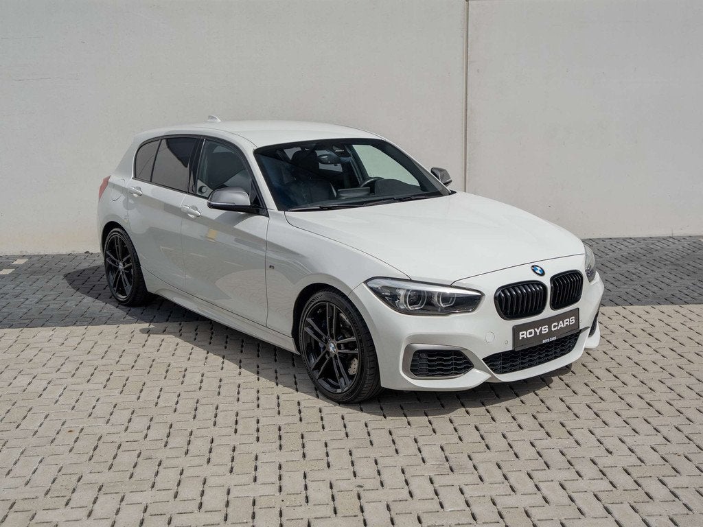 BMW 140 M140iXAS -FACELIFT/H&K/CAMERA/KEYLESS/NAVIPRO/LEDER, Autos, BMW, Cuir, Achat, Euro 6, Entreprise