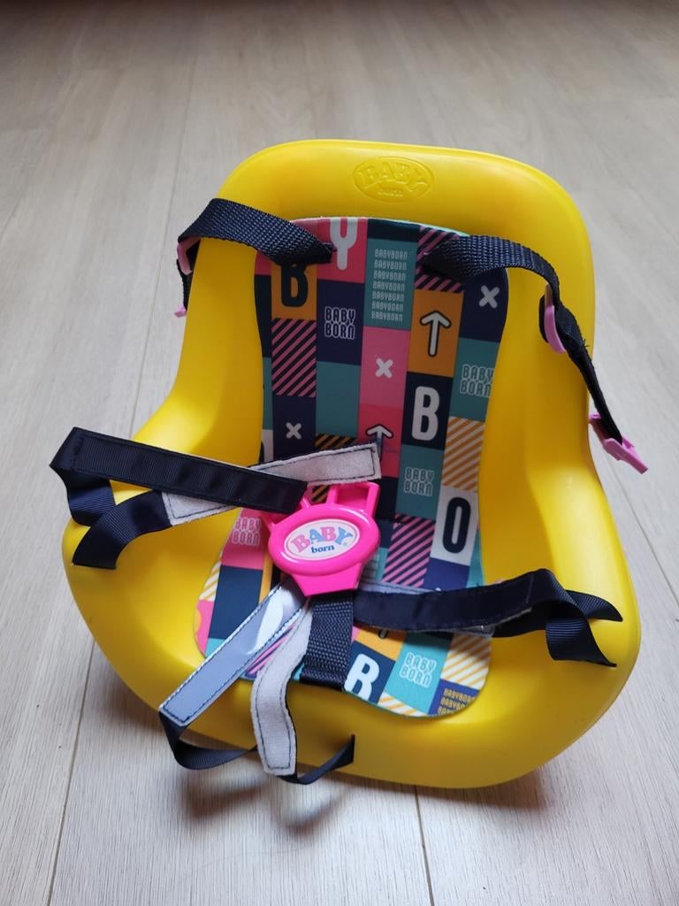 Baby born fietstoeltje, Enlèvement