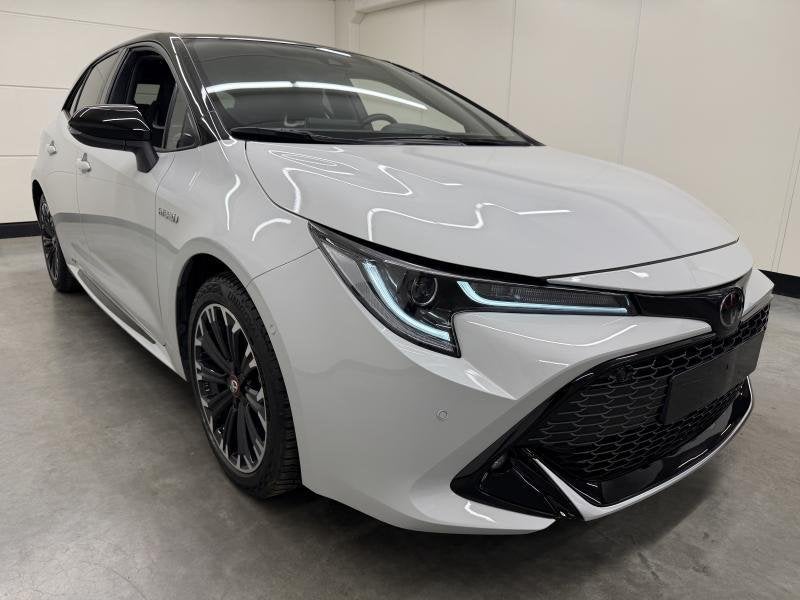 Toyota Corolla GR Sport + Business Pack, Auto's, Automaat, 85 g/km, Wit, 5 deurs