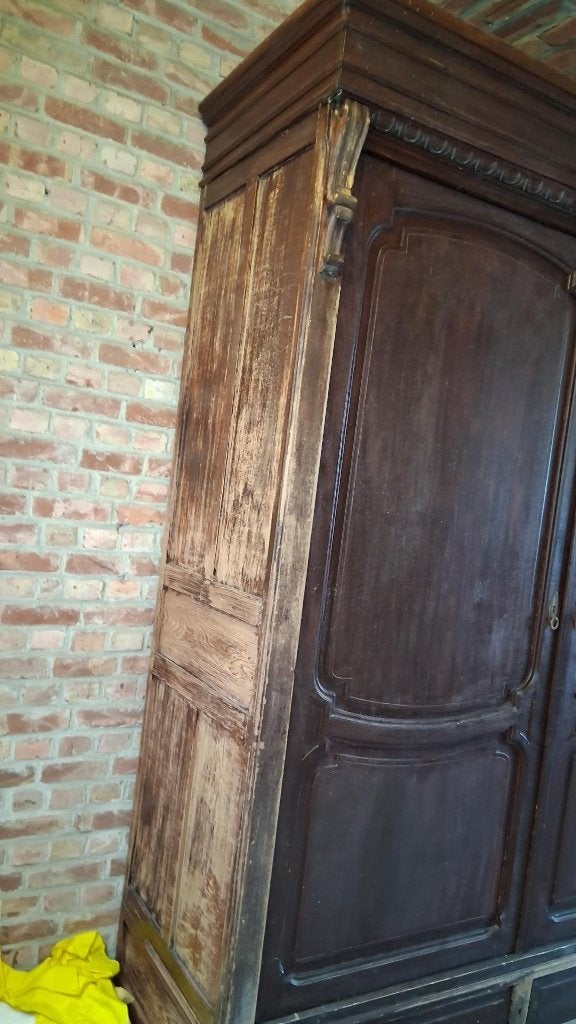 armoire en pitchpine complètement massive, Enlèvement