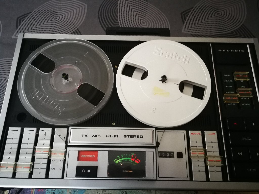 Grundig TK 745 uit 1973/1976, Audio, Tv en Foto, Bandrecorder, Ophalen, Bandrecorder, Met stofkap