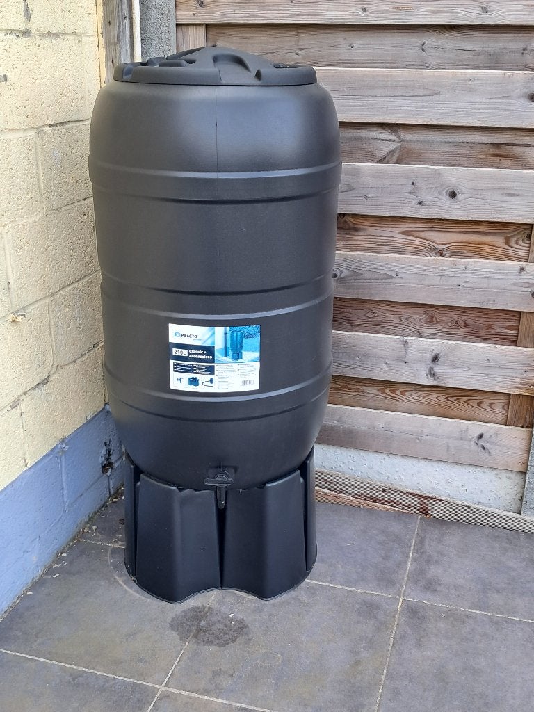 Citerne d'eau 210 litre + matériel, Jardin & Terrasse, Jardin & Terrasse Autre, Comme neuf, Enlèvement