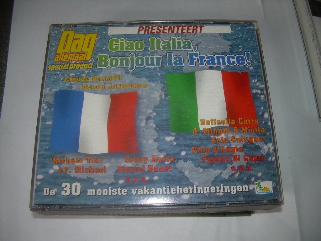 COFFRET DE 2 CD - CIAO ITALIA - BONJOUR LA FRANCE, CD & DVD, CD | Compilations, Enlèvement ou Envoi, Comme neuf, Pop, Coffret