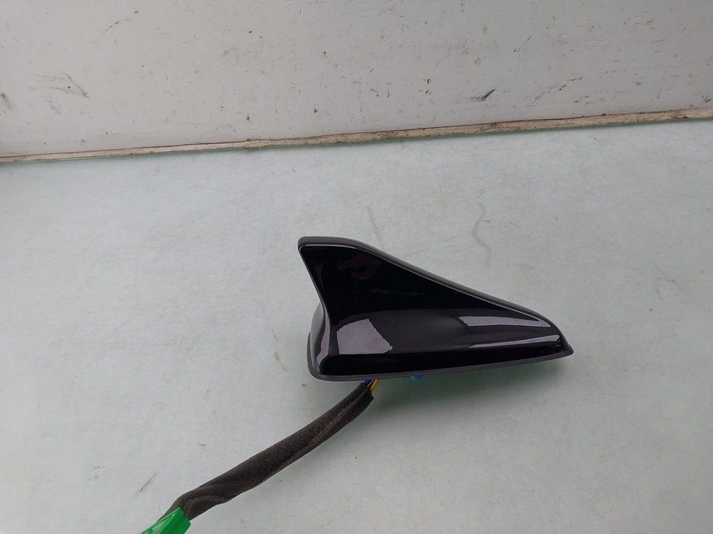 ANTENNE Hyundai i20 (BC3) (01-2020/-) (|96210Q0100EB|), Hyundai Motor Deutschland GmbH, Gebruikt, Kaiserleipromenade 5
63067  Offenbach am Main, DE
